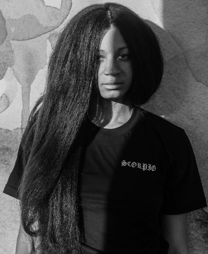 SCORPIO CORNER TEE
